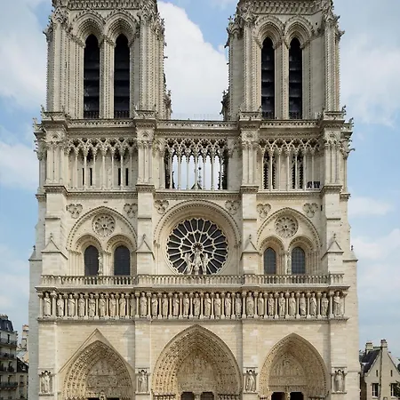 Budget Apart Near Paris *